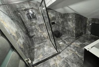 Apartament cu 4 camere decomandat în Central - 8