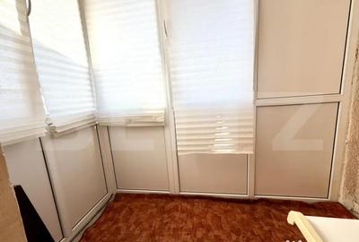 Apartament cu 2 camere decomandat în Cetate - 2