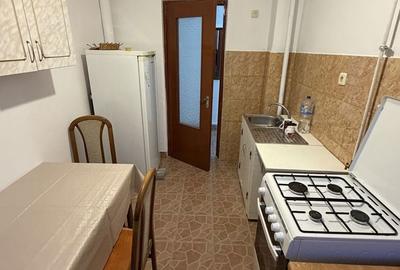 Apartament cu 3 camere decomandat în Kogălniceanu - 3