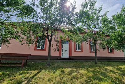 Casă cu 6 camere în Alioș - 2