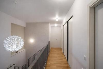 Apartament cu 3 camere decomandat în Parcul Carol - 1