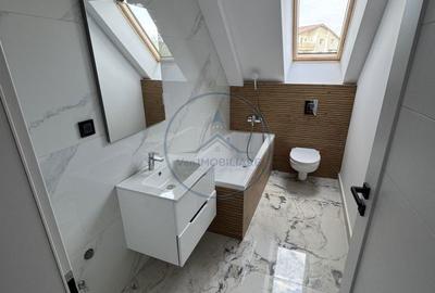 Apartament cu 3 camere în Independenței - 5