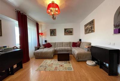 Apartament cu 3 camere decomandat, mobilat în Central - 2