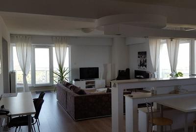 Apartament cu 4 camere decomandat în Tineretului