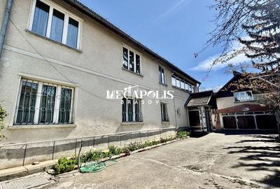 Casă individuală cu 5 camere cu Canalizare în Central - 1