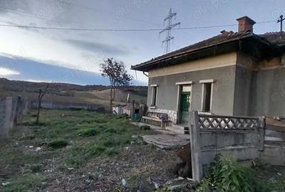 Casă cu 3 camere în Central - 9