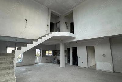 Casă cu Teren 300 Mp în Nord - 2