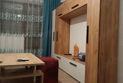 Apartament 3 camere renovat - 3