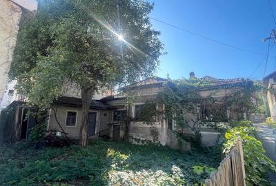 Casă cu 4 camere în Nicolae Bălcescu - 6