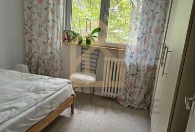 Apartament cu 2 camere decomandat, mobilat în Tei