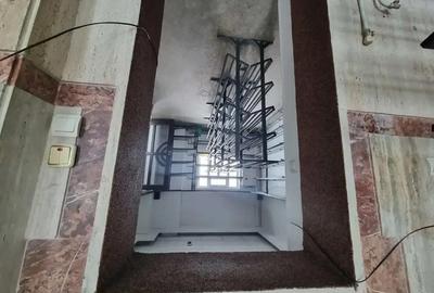 Spațiu comercial, de 81 mp, în Central - 1