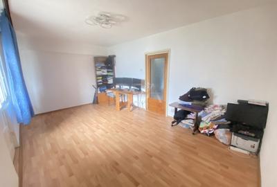Apartament cu 2 camere decomandat în Rahova - 2