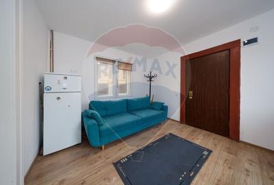 Casa cu 3 camere de vanzare in zona Schei - 10
