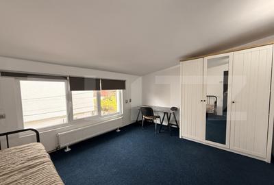 Cabinet medical ?i apartament 2 camere, 253 mp teren, 1 Mai - 2