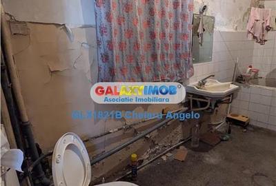 Casă cu 8 camere cu Garaj în Unirii - 9