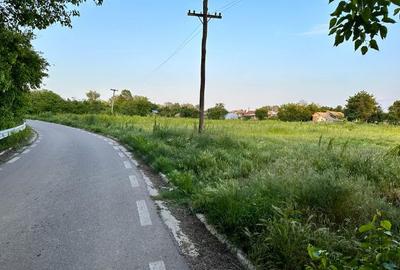 Teren Construcții intravilan de 2500 mp, în Bălcești - 2