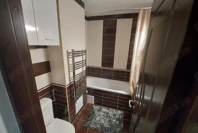 Apartament cu 3 camere decomandat în Central - 4