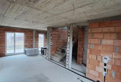 Casă cu 4 camere în Paltin - 4