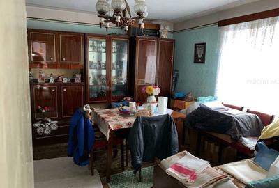 Casa singur in curte cu acces auto - 7