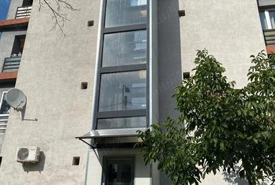 Garsonieră decomandată în Decebal - 1