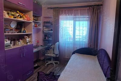 Apartament decomandat 4 camere Apartament decomandat 4 camere - 1