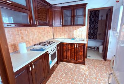 Apartament cu 3 camere semidecomandat în Bucium - 3
