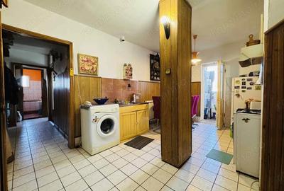 Apartament cu 3 camere decomandat în Central - 2