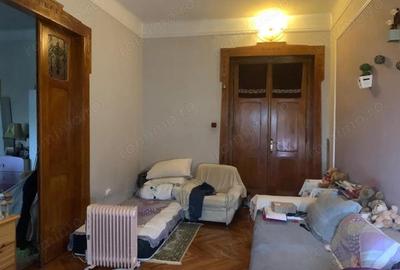 Apartament cu 3 camere decomandat în P-ța Doina - 1