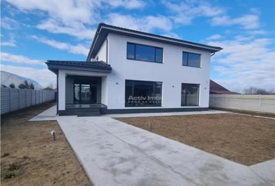 Casă cu 7 camere în Poroschia - 10