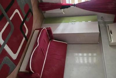 Apartament cu 3 camere decomandat, mobilat în Central - 3