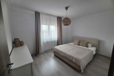Apartament cu 3 camere decomandat în Central - 2