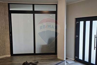 Casă individuală cu 7 camere cu Teren 1000 Mp în Central - 9