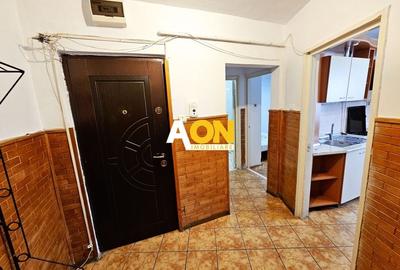 Apartament 2 camere, decomandat, et.3, Cetate, zona Liceului Sportiv - 4