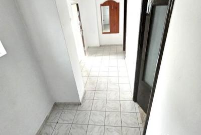 Spațiu comercial, de 50 mp, în Central - 6