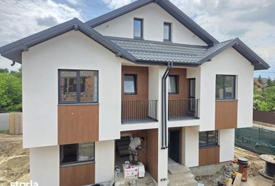 Casă cu 4 camere cu Teren 200 Mp în Central