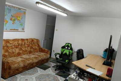 Casă individuală cu 5 camere cu Canalizare în Rahova - 2