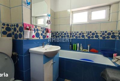 Apartament cu 3 camere decomandat în Traian - 4