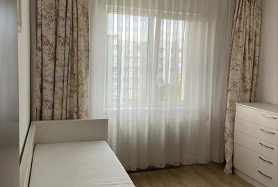 Inchiriez apartament 3 camere sector 5 - 5