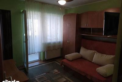 Apartament cu 2 camere decomandat în Micro 15 - 9