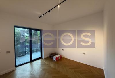 Apartament cu 3 camere în Central - 13