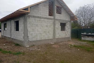 Casă cu 3 camere cu Teren 1700 Mp în Jugureni - 7