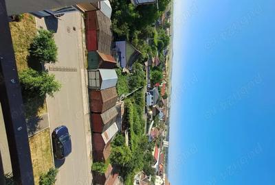 Apartament cu 3 camere decomandat în Turda - 10