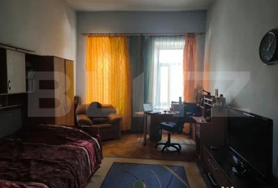 Casă cu 5 camere cu Teren 585 Mp în George Enescu - 12