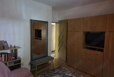 Vand apartament 3 camere - 8