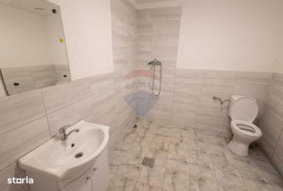 Spațiu comercial, de 800 mp, în Central - 18