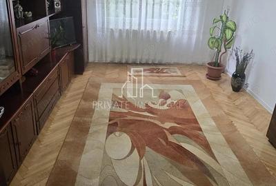 Apartament cu 3 camere decomandat în Dâmbu Pietros - 4