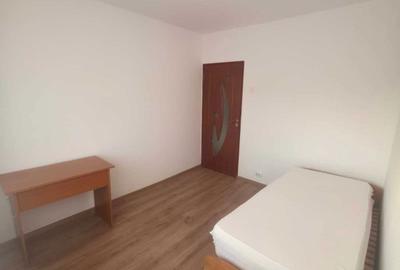 Apartament cu 3 camere decomandat în Câmpului - 6
