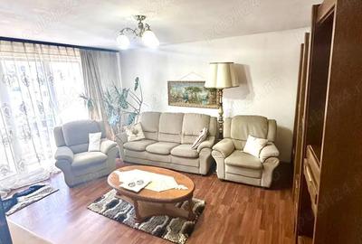 Apartament spa?ios de vanzare 4 camere - 1