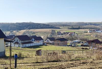 COMISION 0% Teren intravilan/400mp/utilitati/Slimnic - Cartierul Tineretului - 2