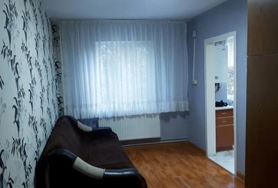 Inchiriez garsoniera - 3